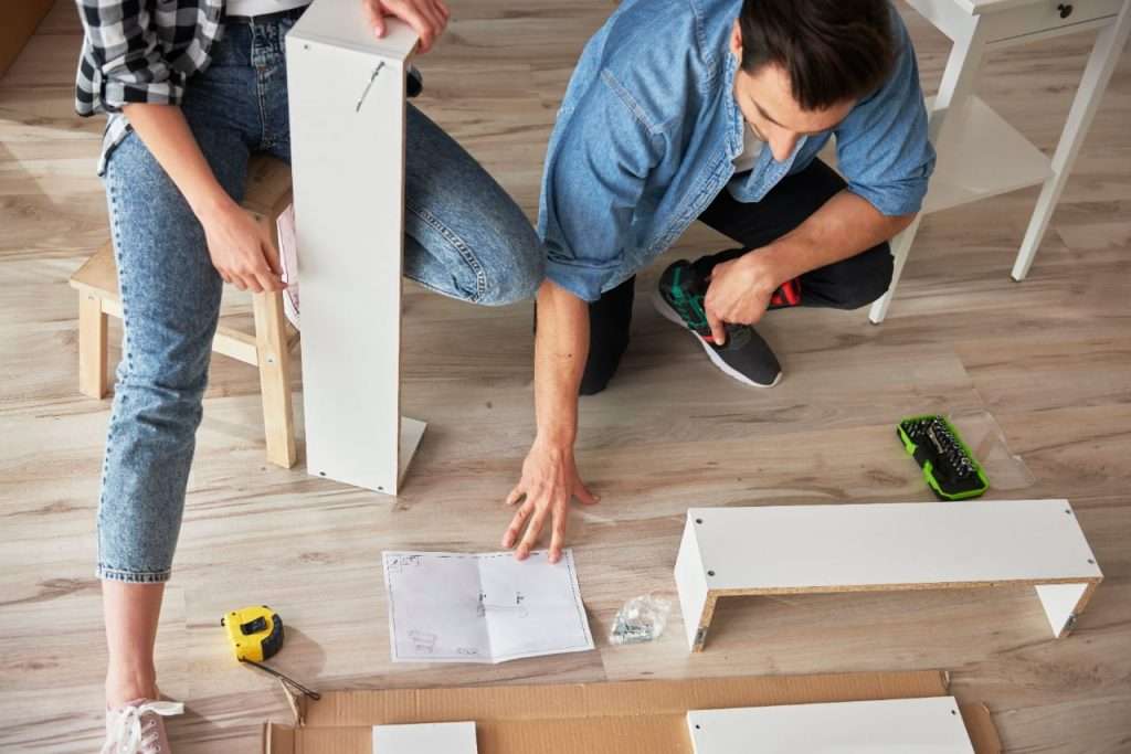 FIT-OUT CONTRACTOR