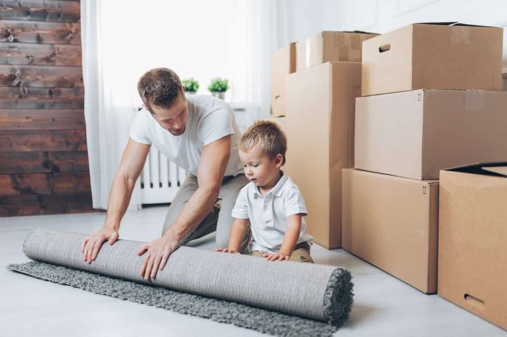 moving and storage in Dubai