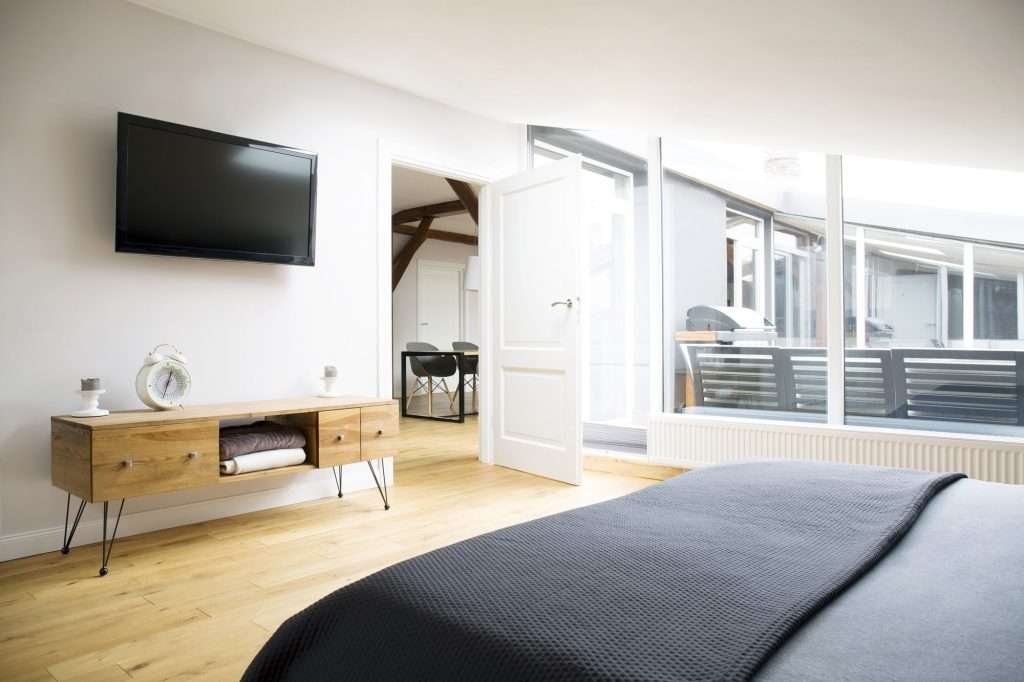 furnished apartment
